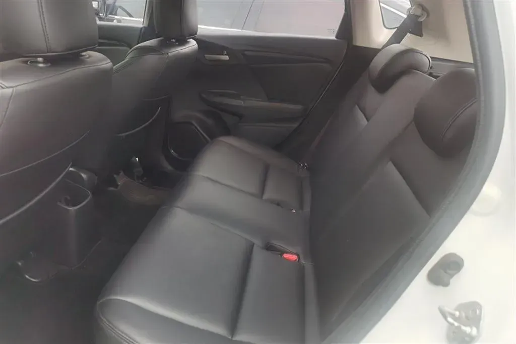 2016 Honda Fit 1.5L 131HP L4 CVT,autocango,china used car exporter,china ev exporter,chinese used car exporter,chinese used ev exporter