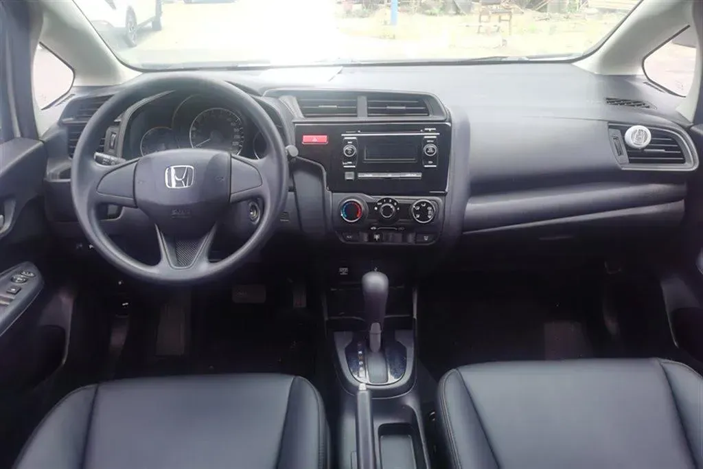 2016 Honda Fit 1.5L 131HP L4 CVT,autocango,china used car exporter,china ev exporter,chinese used car exporter,chinese used ev exporter
