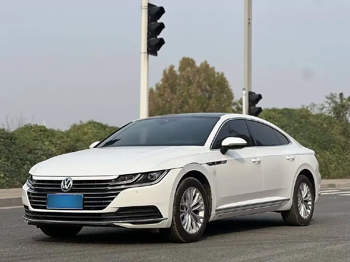 2019 Volkswagen CC 2.0T 186HP L4 7DCT