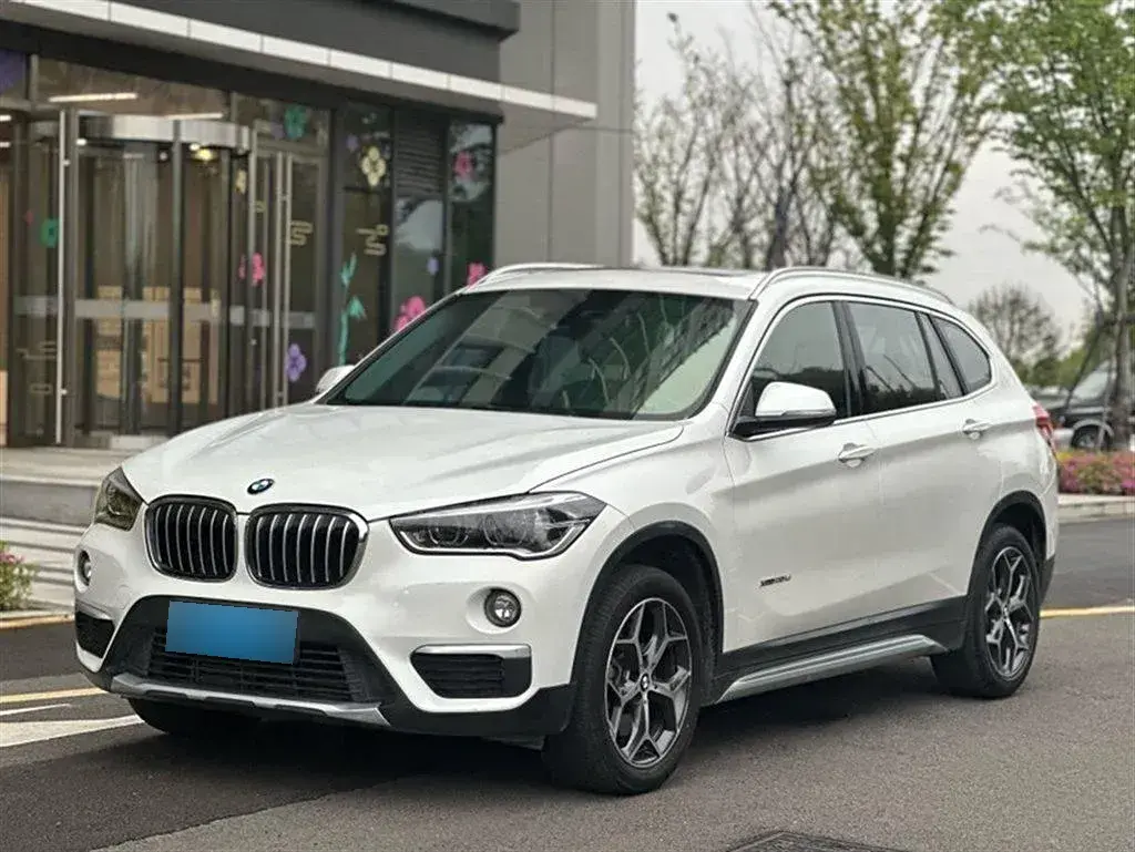 2018 BMW X1 2.0T 192HP L4 8AT