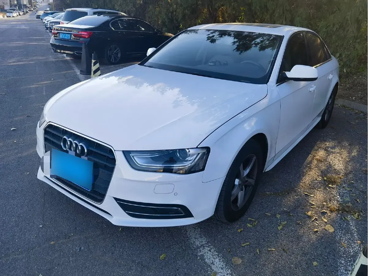 2013 Audi A4L 2.0T 180HP L4 CVT
