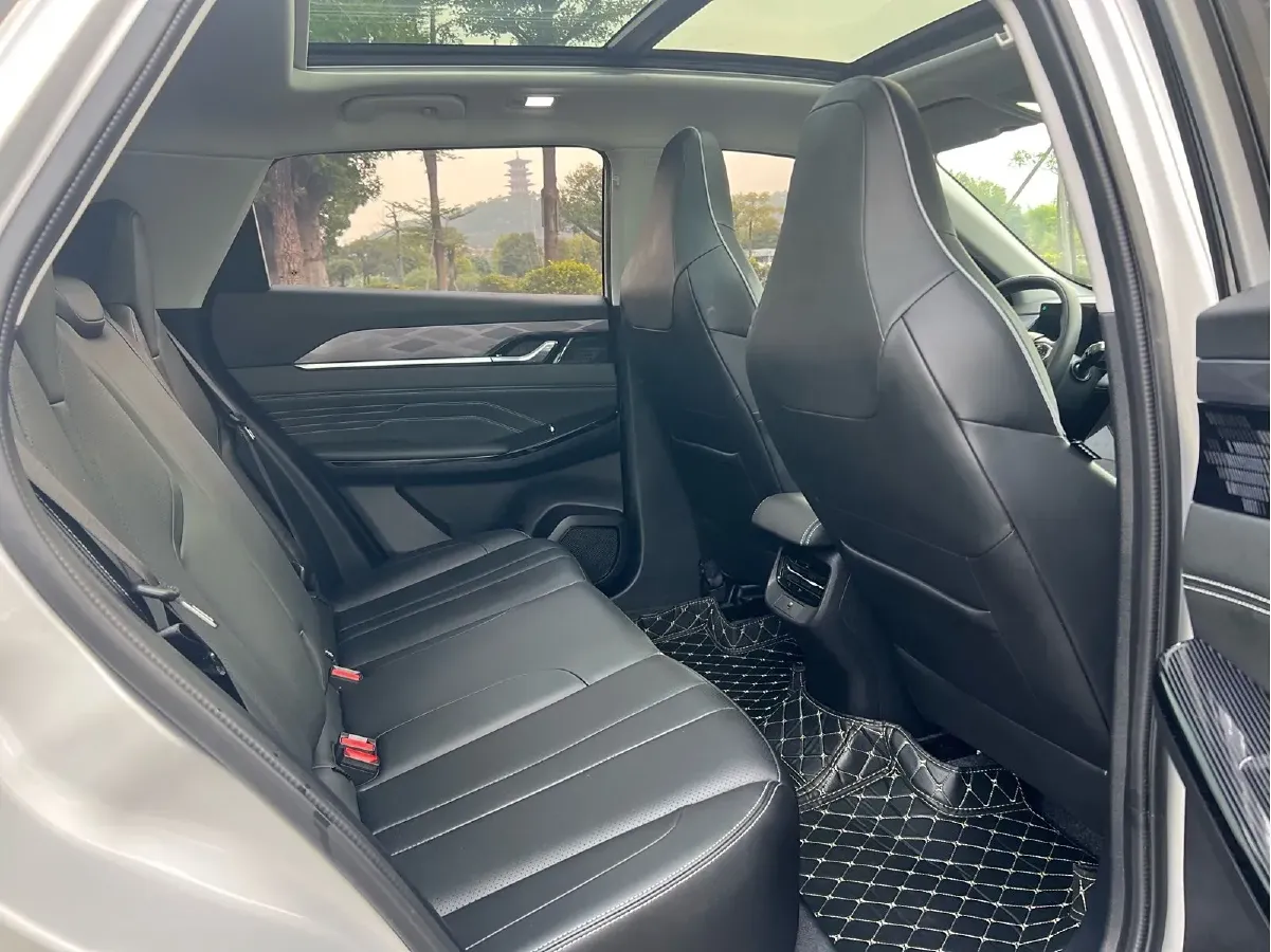 2023 DongFeng Aeolus HaoHan 1.5T 204HP L4 4DHT Hybrid,autocango,china used car exporter,china ev exporter,chinese used car exporter,chinese used ev exporter