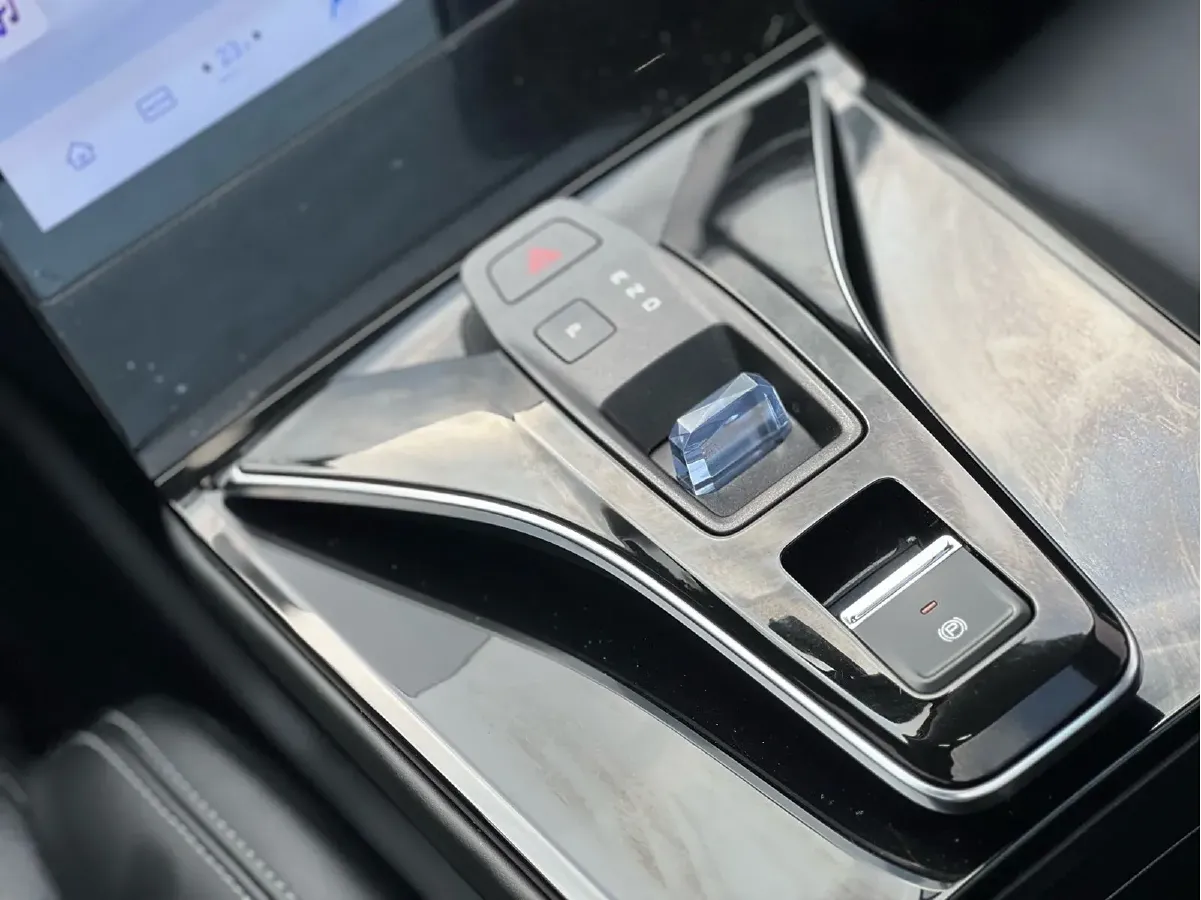 2023 DongFeng Aeolus HaoHan 1.5T 204HP L4 4DHT Hybrid,autocango,china used car exporter,china ev exporter,chinese used car exporter,chinese used ev exporter