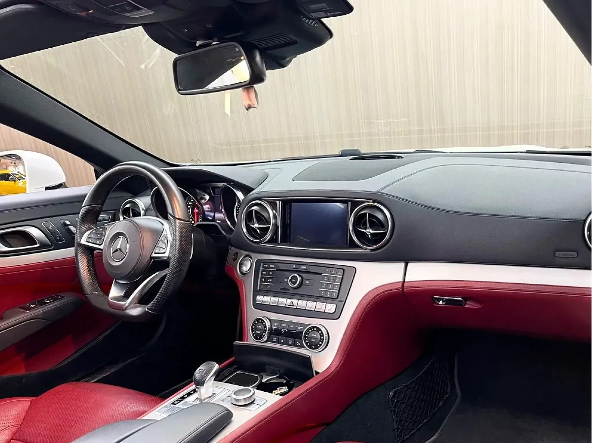 2017 Mercedes-Benz SL Class 3.0T 367HP V6 9AT,autocango,china used car exporter,china ev exporter,chinese used car exporter,chinese used ev exporter