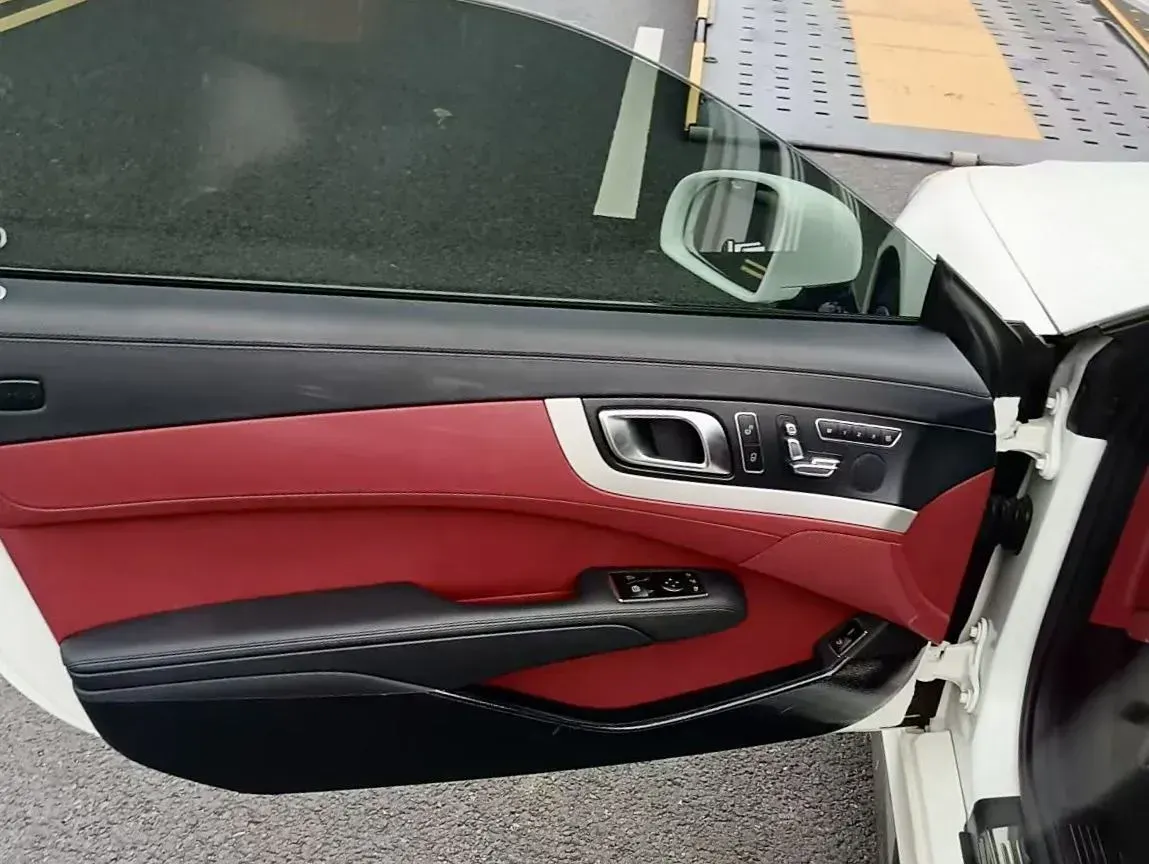 2017 Mercedes-Benz SL Class 3.0T 367HP V6 9AT,autocango,china used car exporter,china ev exporter,chinese used car exporter,chinese used ev exporter