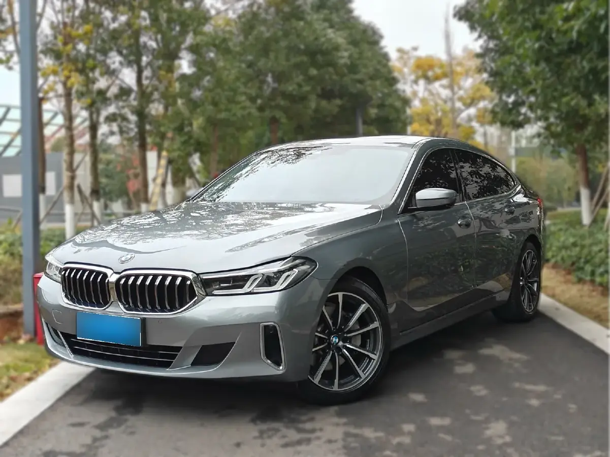 2022 BMW 6 Series GT 2.0T 245HP L4 8AT