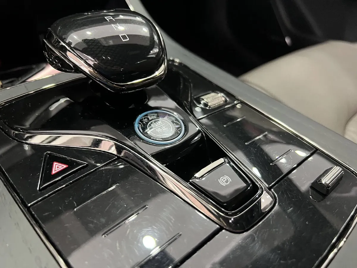 2020 BYD Han 2.0T 192HP L4 6DCT PHEV 15.2KWH,autocango,china used car exporter,china ev exporter,chinese used car exporter,chinese used ev exporter