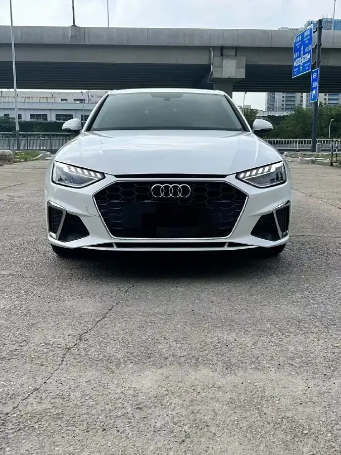 2019 Audi A4L 2.0T 190HP L4 7DCT