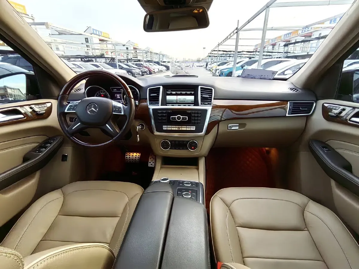 2013 Brabus M Class 3.5L 306HP V6 7AT,autocango,china used car exporter,china ev exporter,chinese used car exporter,chinese used ev exporter