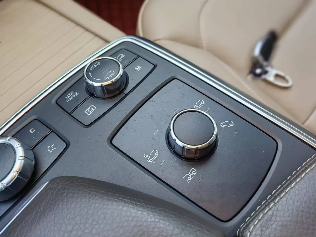 2013 Brabus M Class 3.5L 306HP V6 7AT,autocango,china used car exporter,china ev exporter,chinese used car exporter,chinese used ev exporter