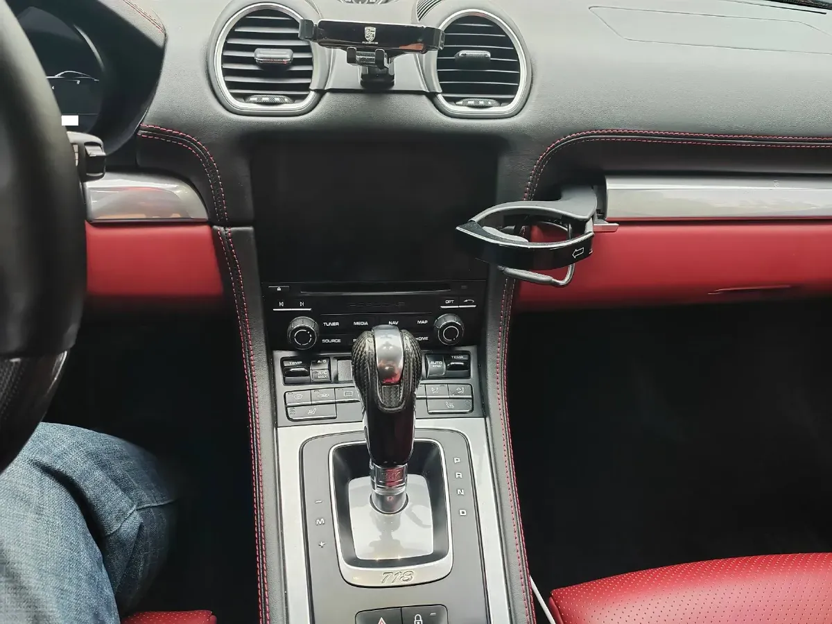 2018 Porsche 718 2.0T 250HP H4 7DCT,autocango,china used car exporter,china ev exporter,chinese used car exporter,chinese used ev exporter