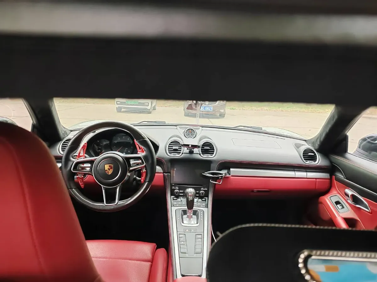 2018 Porsche 718 2.0T 250HP H4 7DCT,autocango,china used car exporter,china ev exporter,chinese used car exporter,chinese used ev exporter