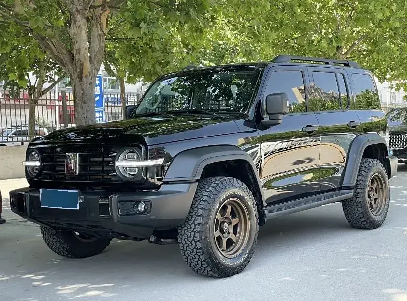 2021 Tank 300 2.0T 227HP L4 8AT