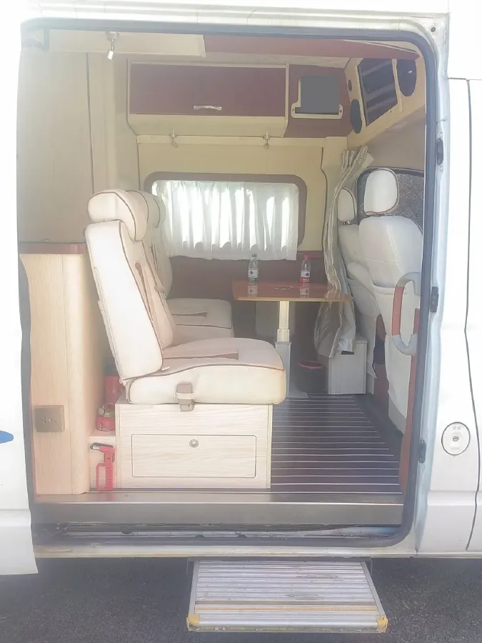 2021 MAXUS V80 RV 2.0T 139HP L4 6AMT,autocango,china used car exporter,china ev exporter,chinese used car exporter,chinese used ev exporter