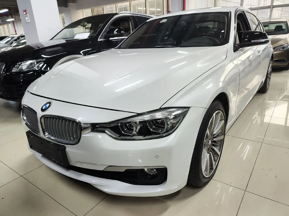 2019 BMW 3 Series 2.0T 184HP L4 8AT
