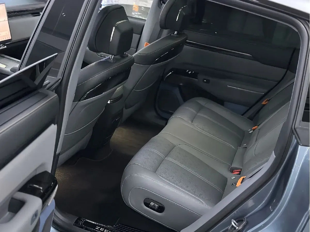 2025 Zeekr 7X BEV 75KWH,autocango,china used car exporter,china ev exporter,chinese used car exporter,chinese used ev exporter