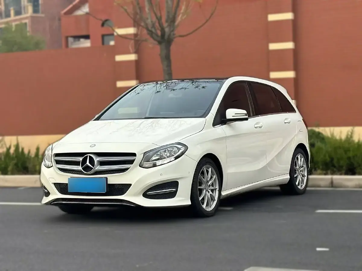 2015 Mercedes-Benz B Class 1.6T 156HP L4 7DCT