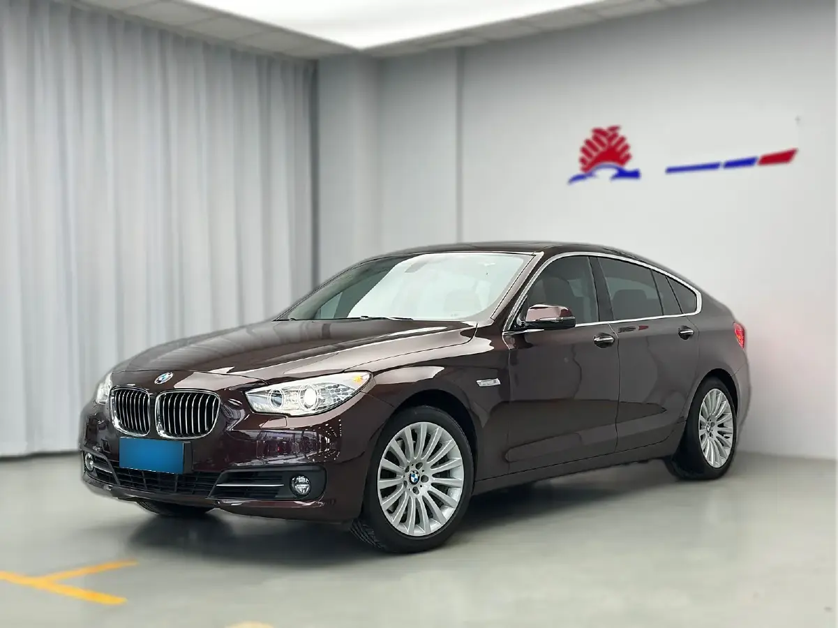 2015 BMW 5 Series GT 3.0T 306HP L6 8AT