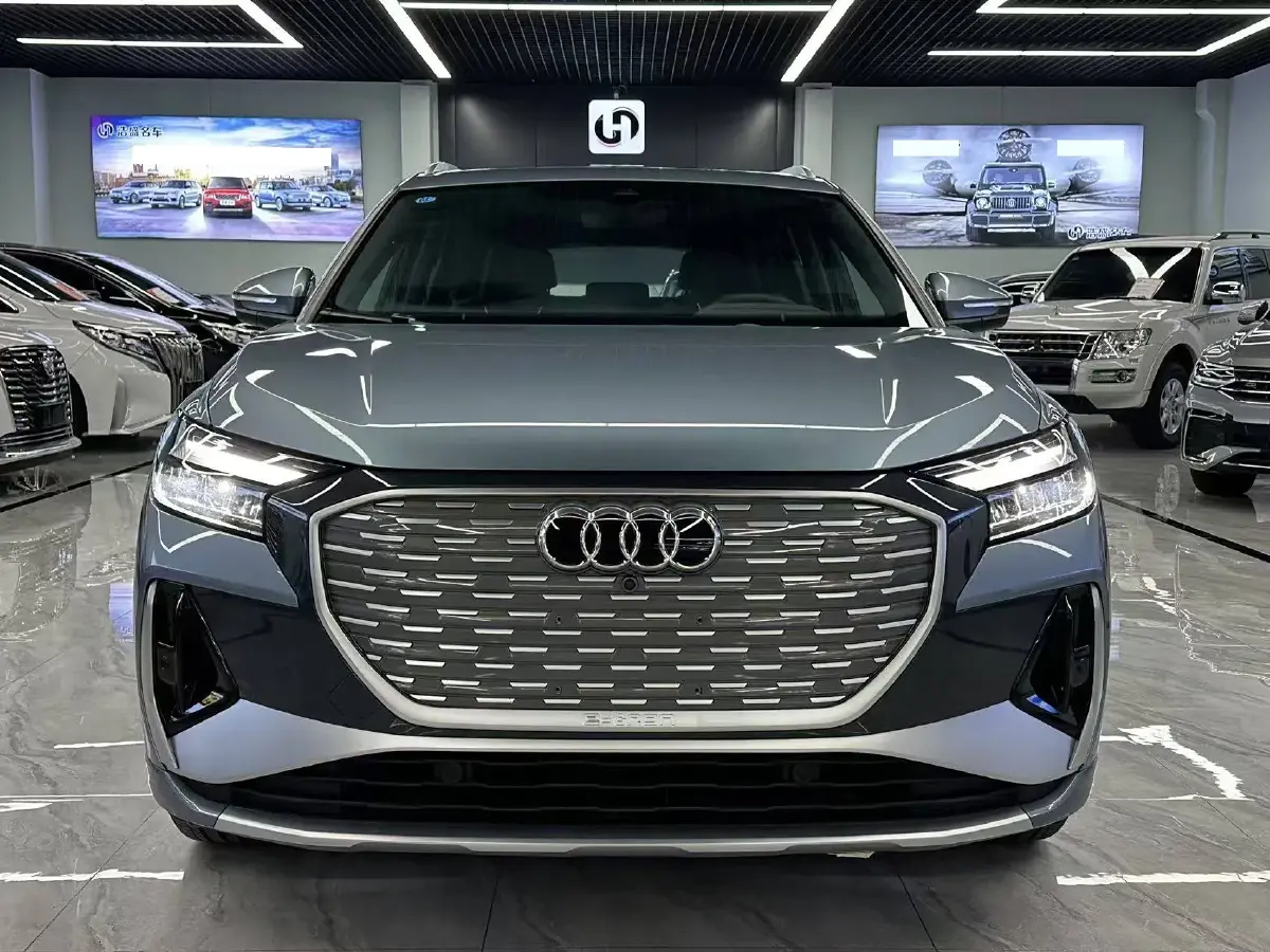 2023 Audi Q4 e-tron BEV 84.8KWH