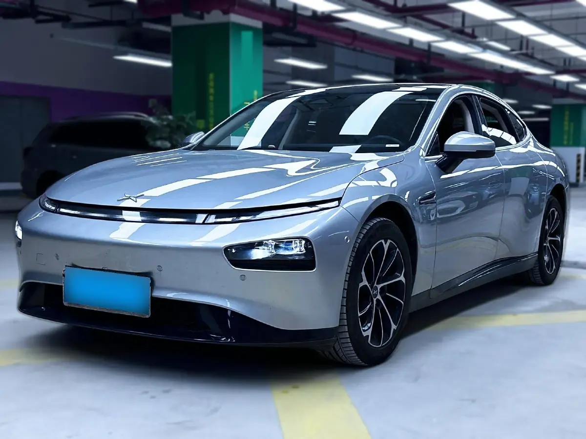 2022 Xpeng P7 BEV 77.9KWH