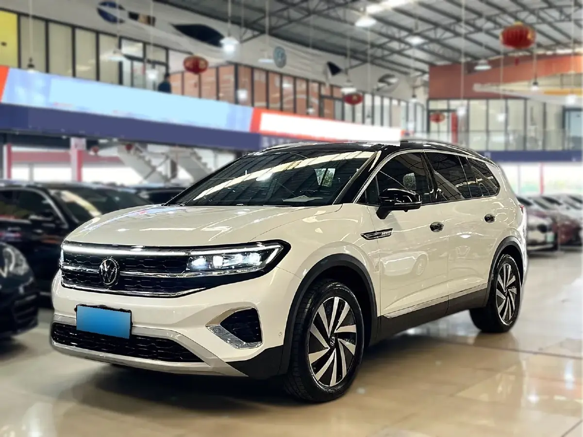 2022 Volkswagen Talagon 2.0T 220HP L4 7DCT