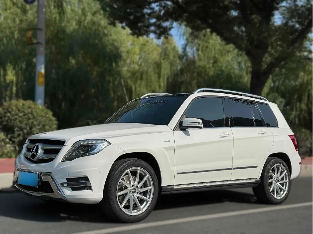 2015 Mercedes-Benz GLK Class 2.0T 211HP L4 7AT