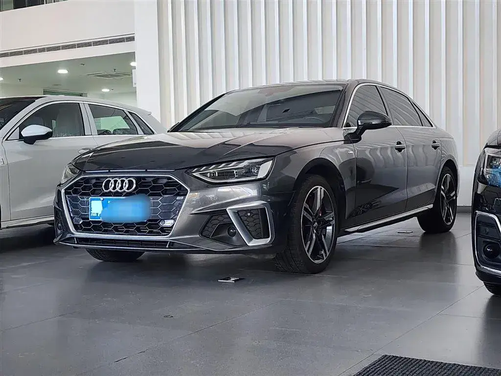 2020 Audi A4L 2.0T 190HP L4 7DCT