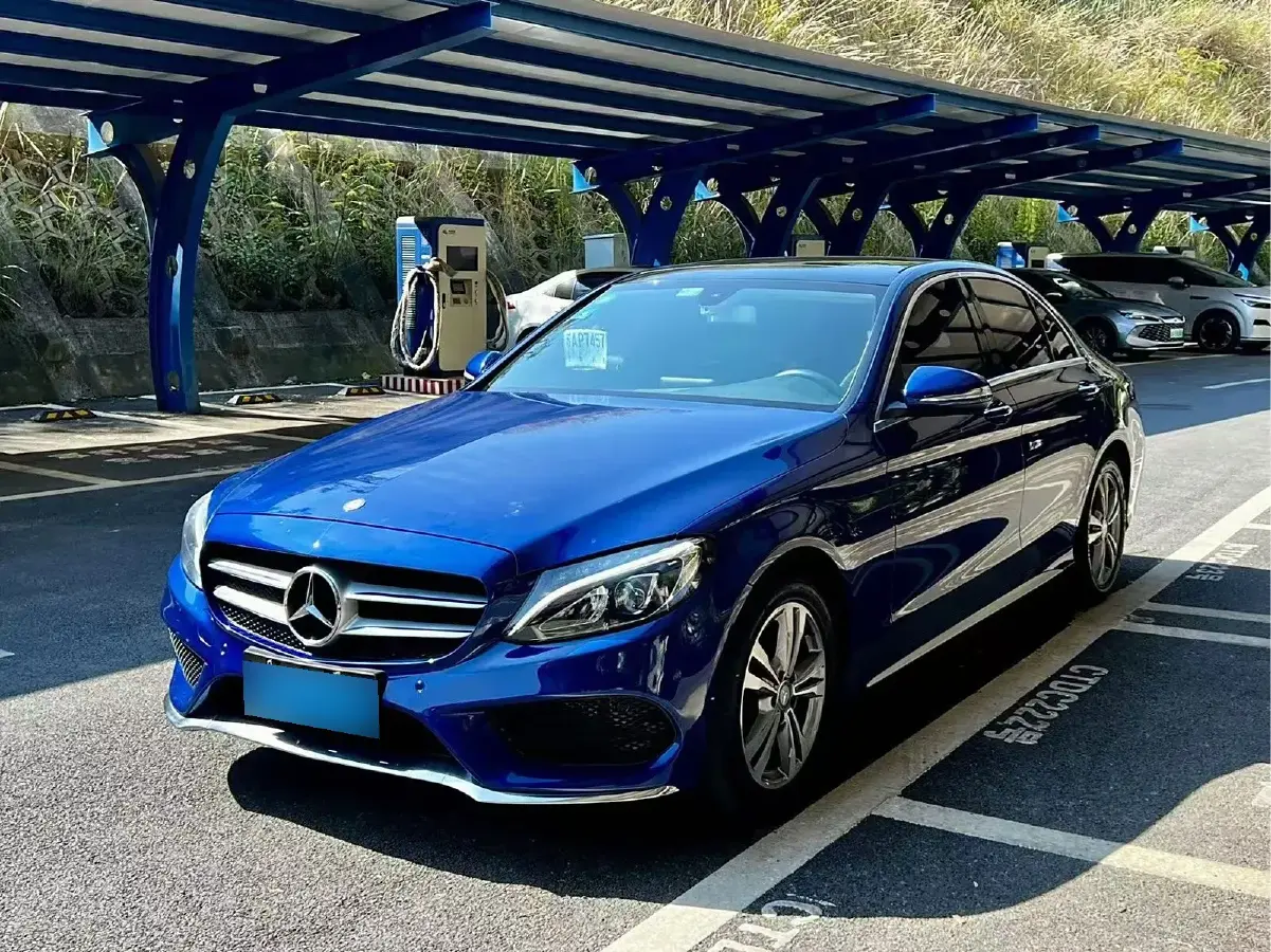 2016 Mercedes-Benz C Class 2.0T 184HP L4 7AT