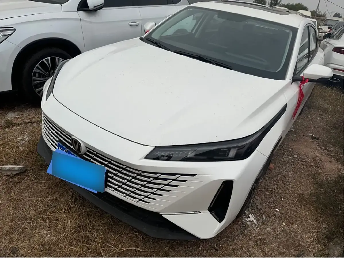 2023 ChangAn Lamore 1.5T 170HP L4 7DCT