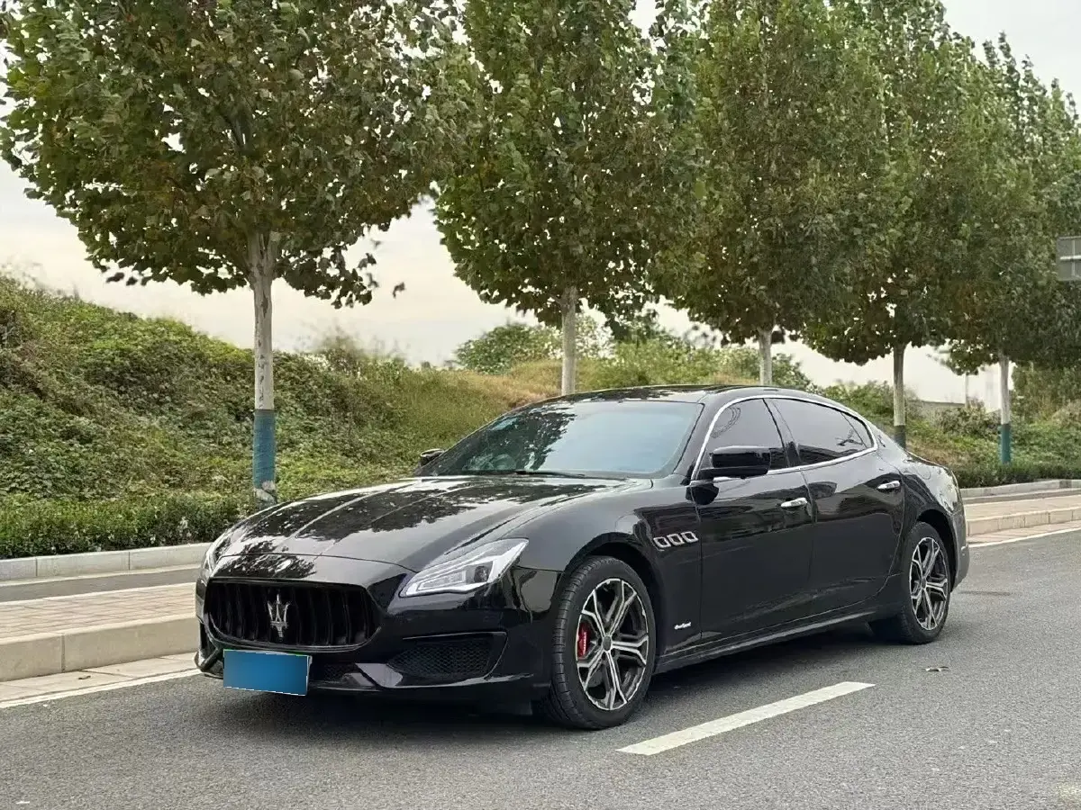 2013 Maserati Quattroporte 3.0T 330HP V6 8AT