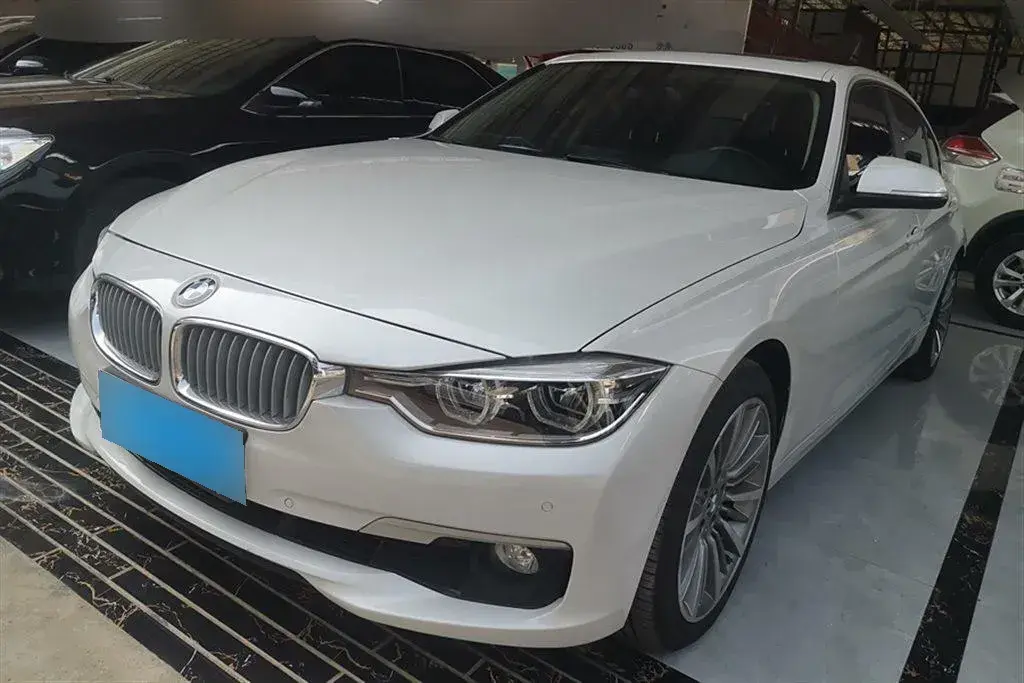 2019 BMW 3 Series 2.0T 184HP L4 8AT