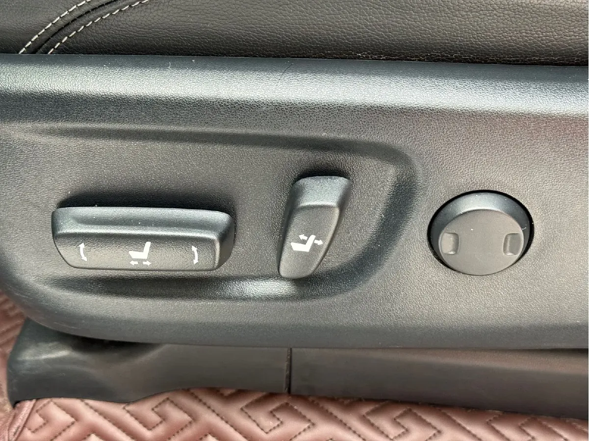 2022 Toyota 4Runner 4.0L 273HP V6 5AT,autocango,china used car exporter,china ev exporter,chinese used car exporter,chinese used ev exporter