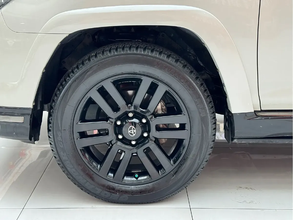 2022 Toyota 4Runner 4.0L 273HP V6 5AT,autocango,china used car exporter,china ev exporter,chinese used car exporter,chinese used ev exporter