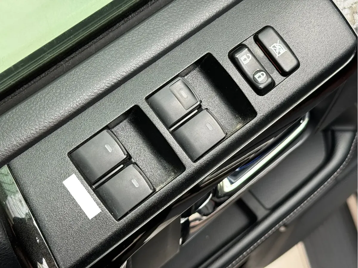 2022 Toyota 4Runner 4.0L 273HP V6 5AT,autocango,china used car exporter,china ev exporter,chinese used car exporter,chinese used ev exporter