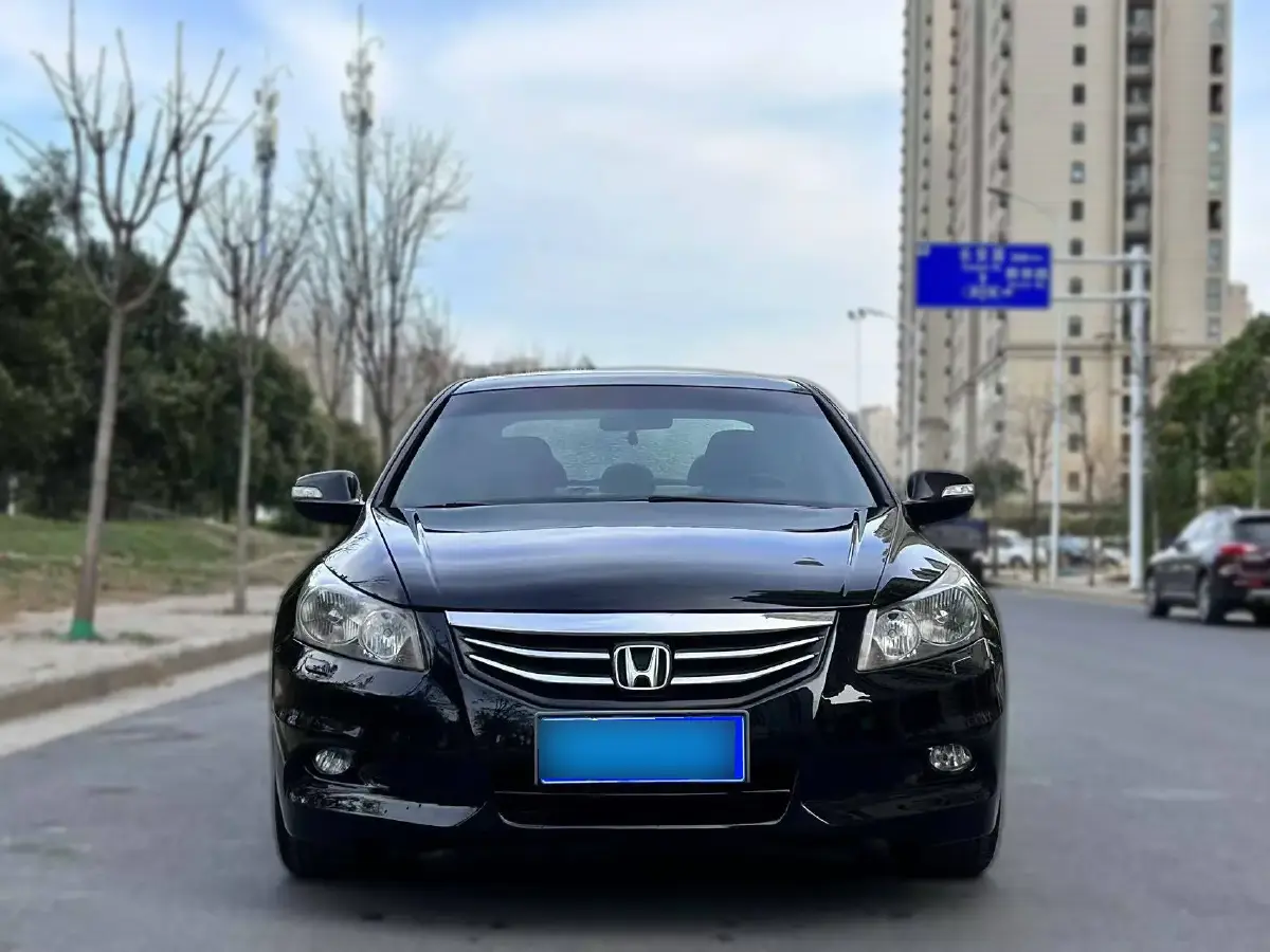 2013 Honda Accord 2.4L 179HP L4 5AT