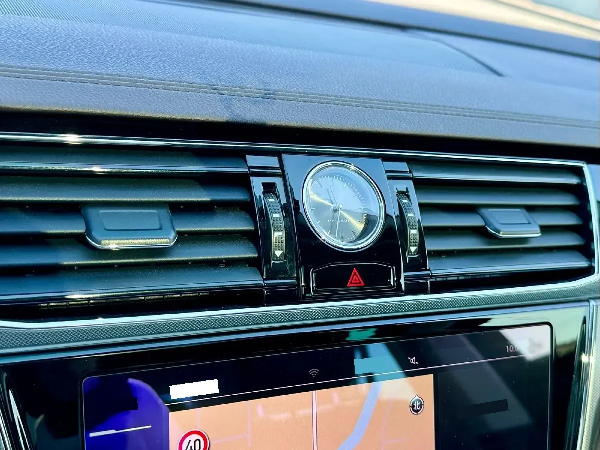 2021 Volkswagen Phideon 2.0T 224HP L4 7DCT,autocango,china used car exporter,china ev exporter,chinese used car exporter,chinese used ev exporter