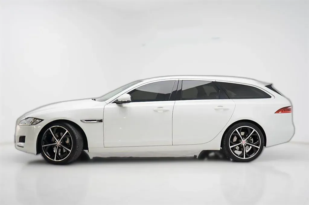 2018 Jaguar XF 2.0T 250HP L4 8AT,autocango,china used car exporter,china ev exporter,chinese used car exporter,chinese used ev exporter