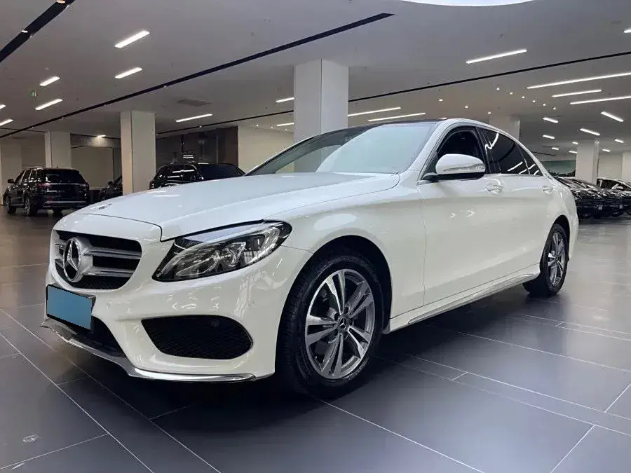 2018 Mercedes-Benz C Class 2.0T 184HP L4 9AT