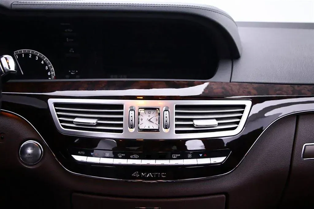 2013 Brabus S Class 3.5L 306HP V6 7AT,autocango,china used car exporter,china ev exporter,chinese used car exporter,chinese used ev exporter