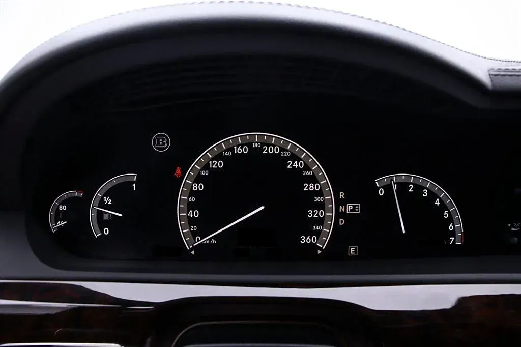 2013 Brabus S Class 3.5L 306HP V6 7AT,autocango,china used car exporter,china ev exporter,chinese used car exporter,chinese used ev exporter