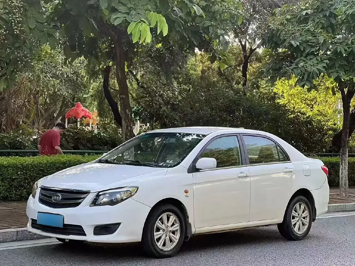 2015 BYD L3 1.5L 109HP L4 6DCT,autocango,china used car exporter,china ev exporter,chinese used car exporter,chinese used ev exporter
