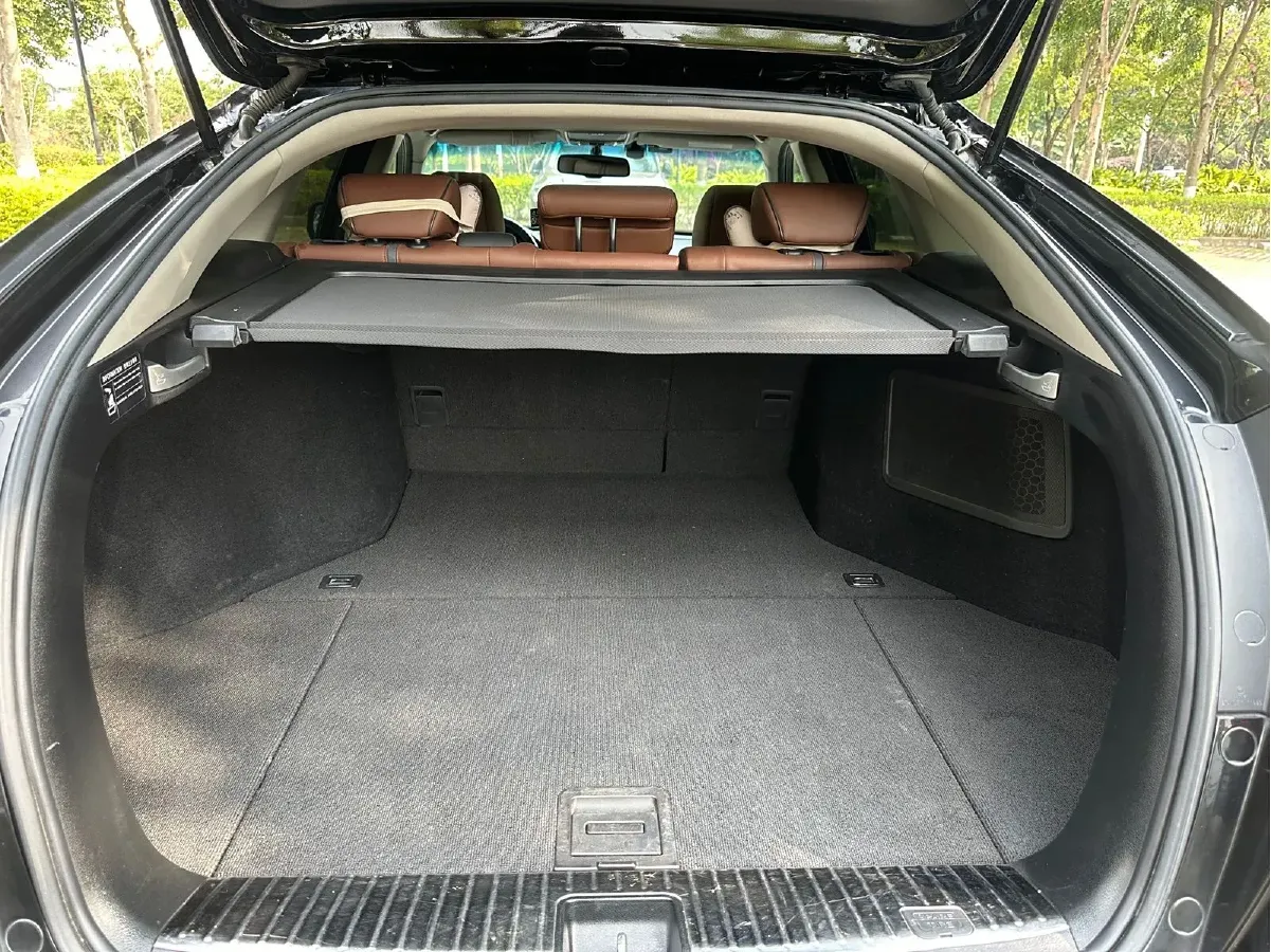 2016 Honda Crosstour 2.4L 197HP L4 5AT,autocango,china used car exporter,china ev exporter,chinese used car exporter,chinese used ev exporter