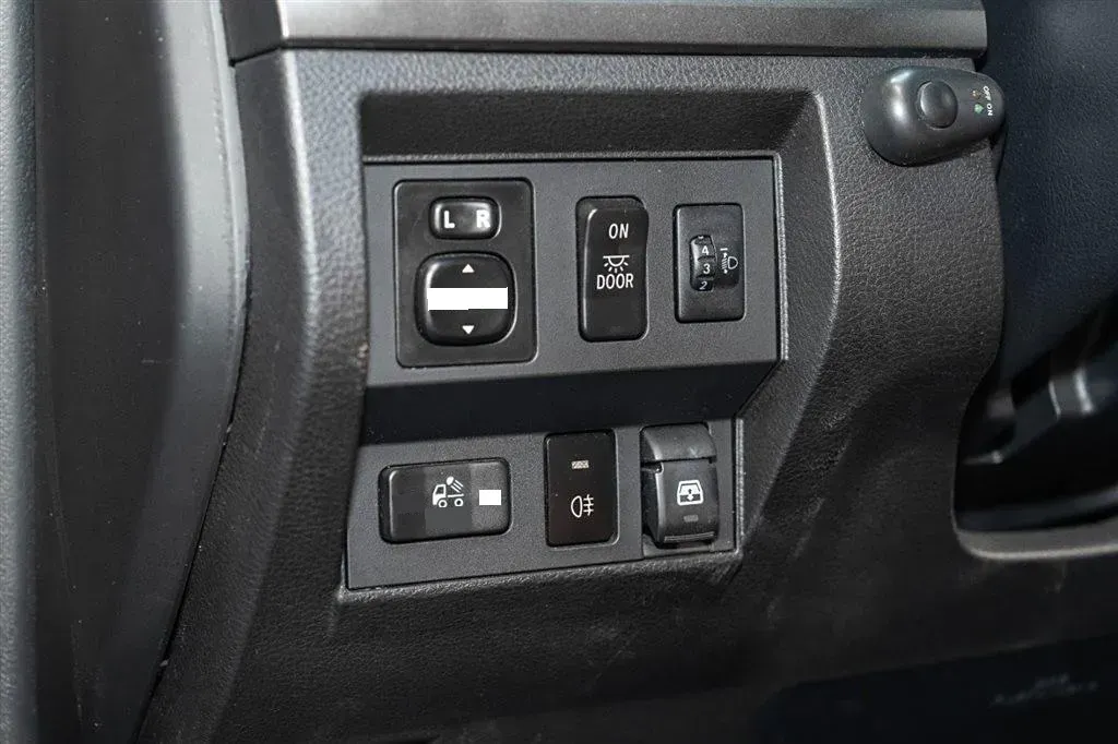 2014 Toyota Tundra 5.7L 386HP V8 6AT,autocango,china used car exporter,china ev exporter,chinese used car exporter,chinese used ev exporter