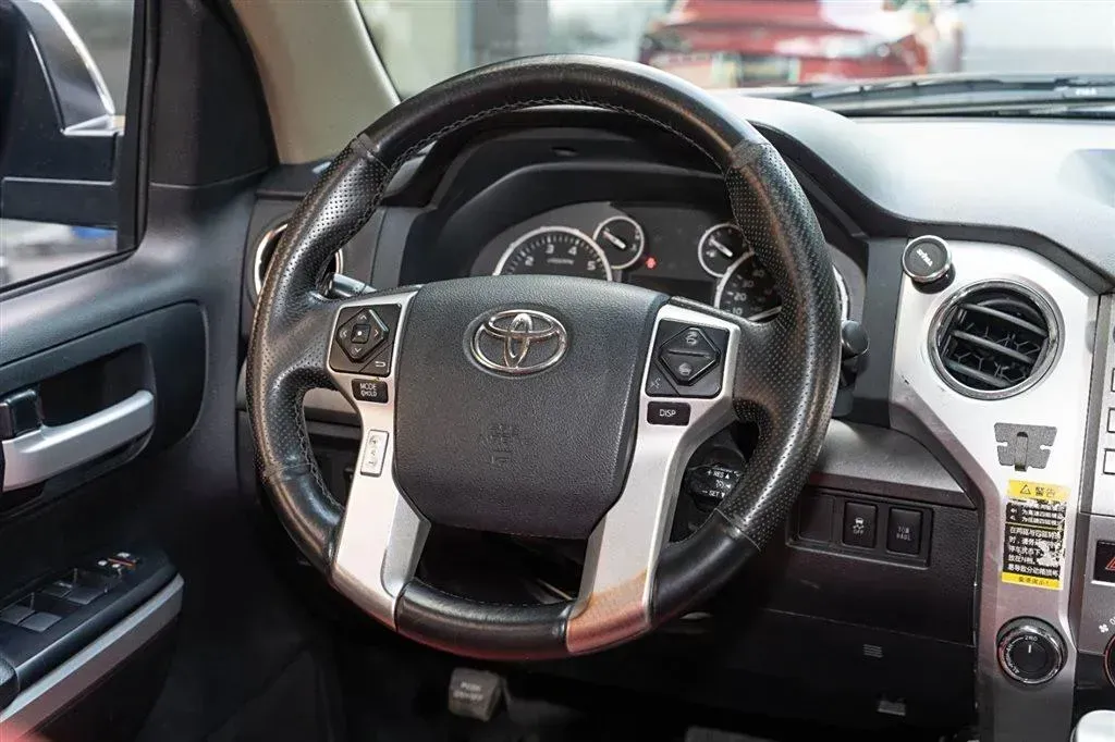 2014 Toyota Tundra 5.7L 386HP V8 6AT,autocango,china used car exporter,china ev exporter,chinese used car exporter,chinese used ev exporter