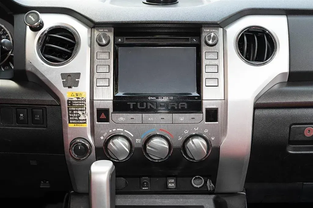 2014 Toyota Tundra 5.7L 386HP V8 6AT,autocango,china used car exporter,china ev exporter,chinese used car exporter,chinese used ev exporter