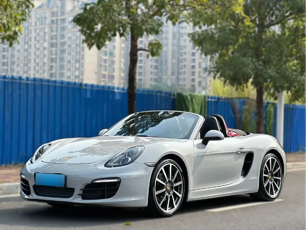 2015 Porsche Boxster 2.7L 265HP H6 7DCT