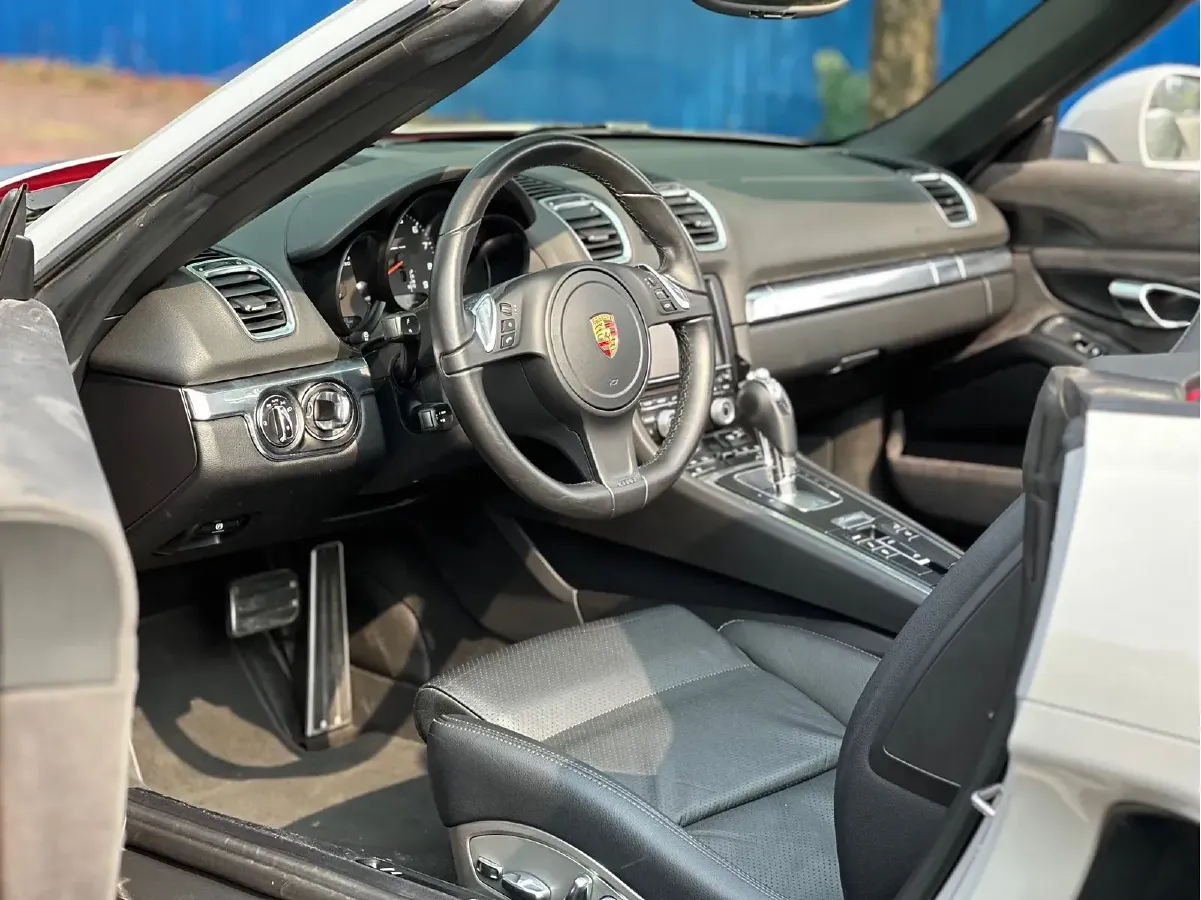 2015 Porsche Boxster 2.7L 265HP H6 7DCT,autocango,china used car exporter,china ev exporter,chinese used car exporter,chinese used ev exporter