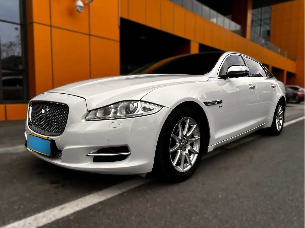 2013 Jaguar XJ 3.0T 340HP V6 8AT