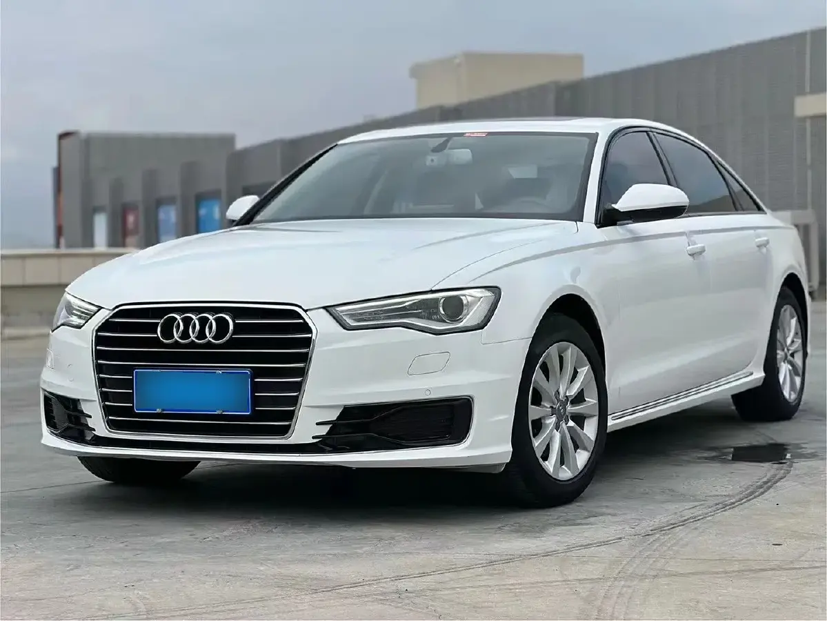 2017 Audi A6L 1.8T 190HP L4 7DCT