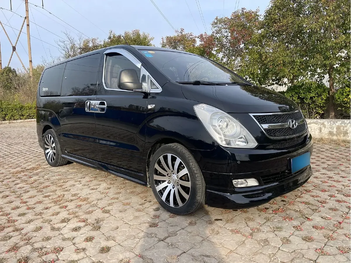 2011 Hyundai H-1 Wagon 2.4L 173HP L4 4AT,autocango,china used car exporter,china ev exporter,chinese used car exporter,chinese used ev exporter